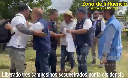 Comisión Humanitaria recibió los tres campesinos secuestrados.